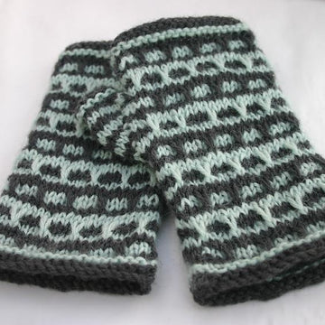 Friday Street Fingerless Mitts