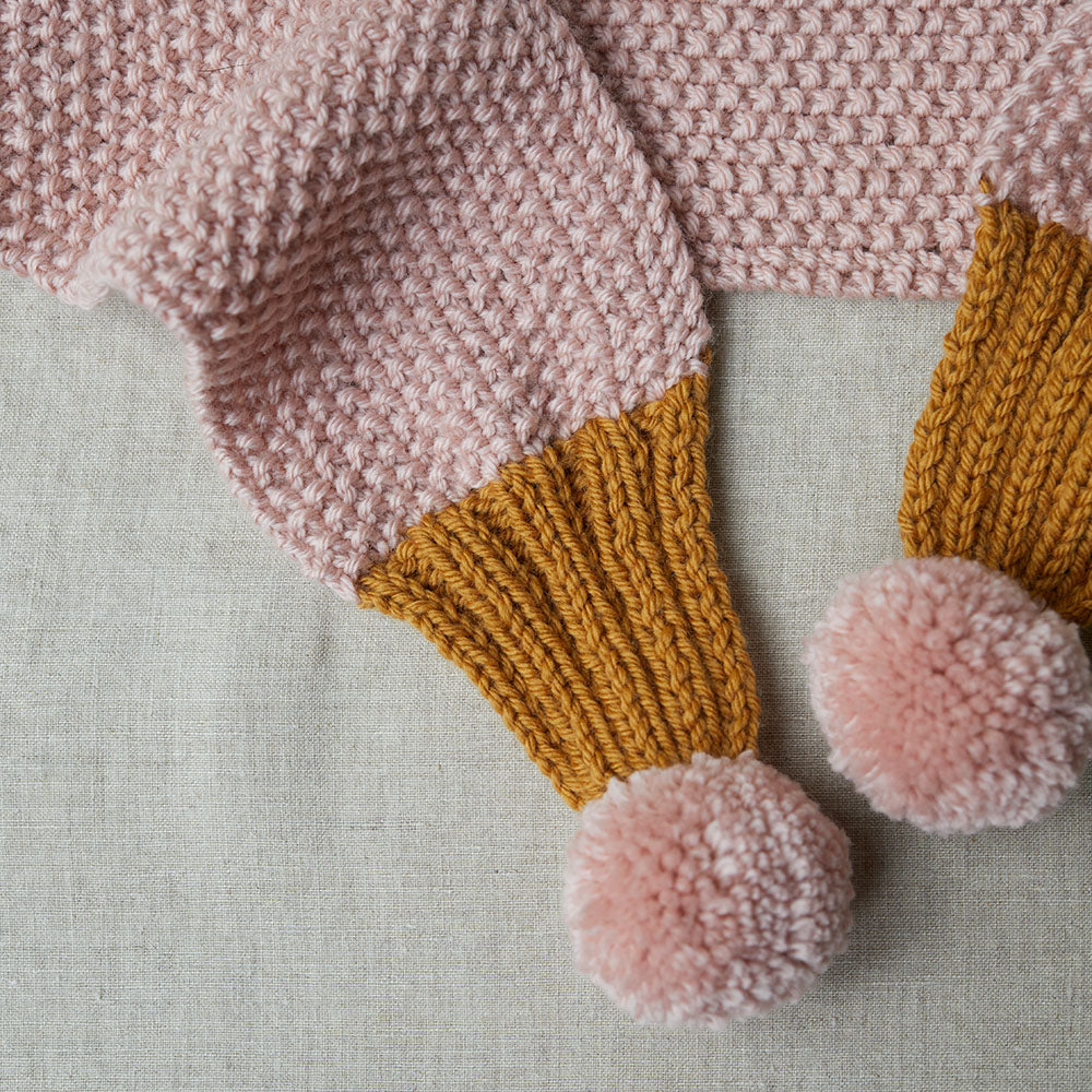 Debbie Bliss Bobbi Bonnet & Scarf Knitting Pattern