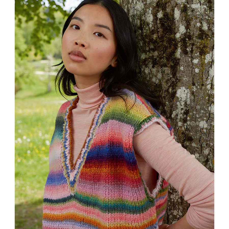 Lang PTO45-01 Vest Waistcoat Knitting Pattern