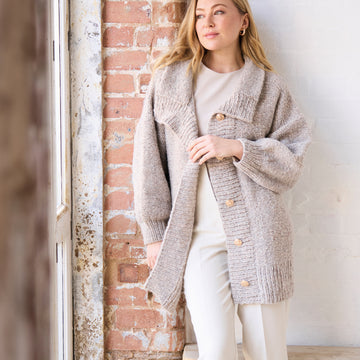 Wolf Cardigan Knitting Pattern