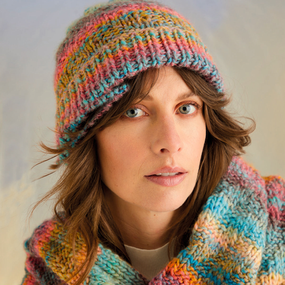 Sirdar Sea Breeze Hat & Scarf Knitting Pattern