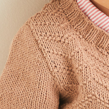 Sirdar 2550 Chevron Pullover PDF