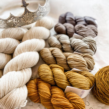 The Knights Who Say KNIT