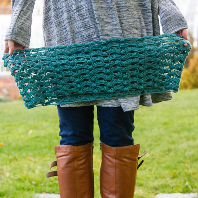 Valley Yarns Anouk Cowl Crochet Pattern