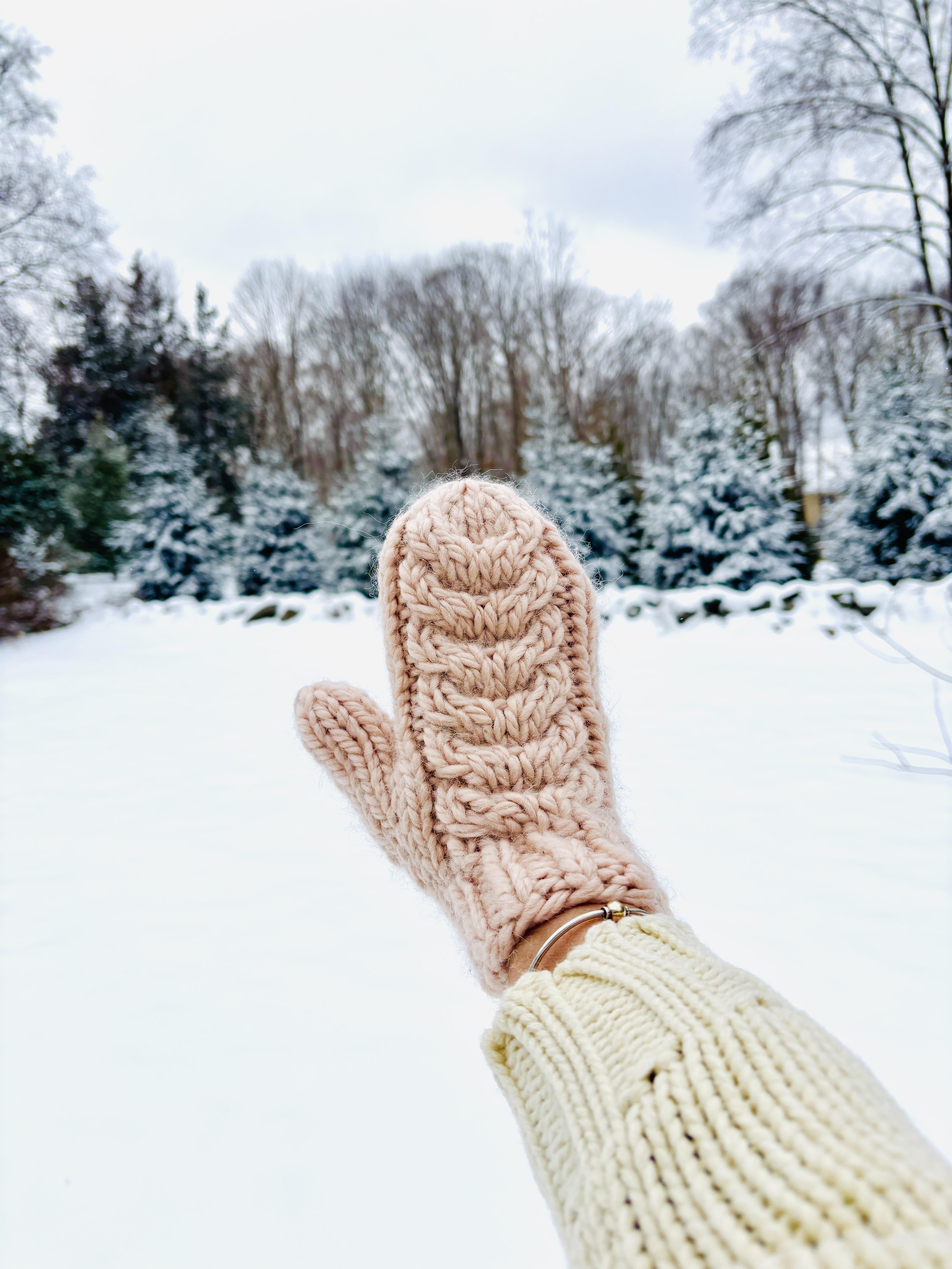 Cozy Cable Mittens