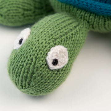 Deramores Tiffany the Turtle Toy Knitting Pattern