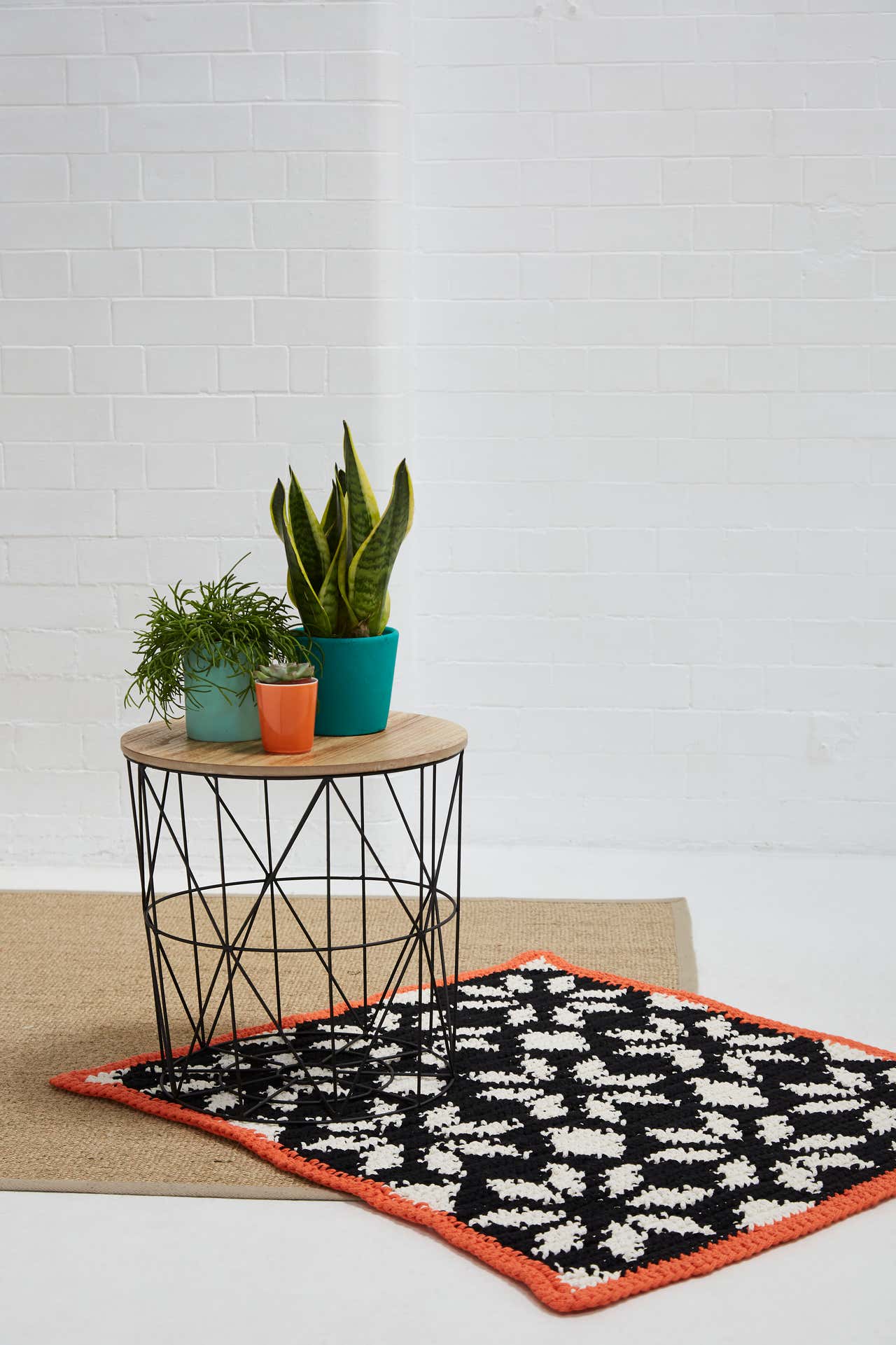 Paintbox Yarns Monochrome Burst Mat Crochet Pattern