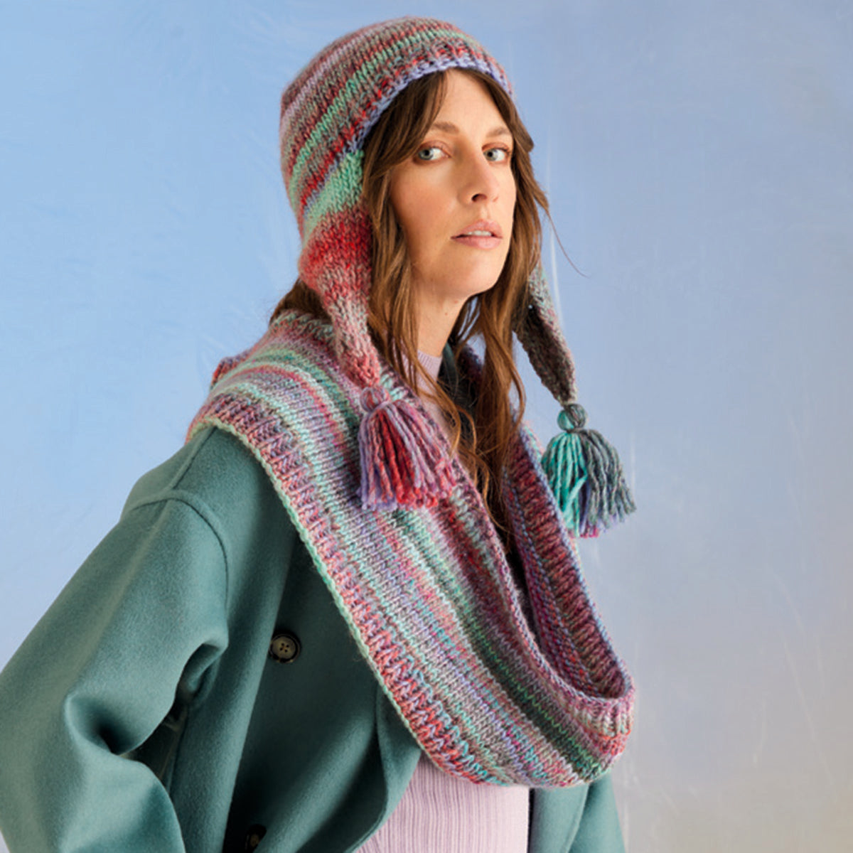 Sirdar Anemone Hat & Snood Accessory Knitting Pattern