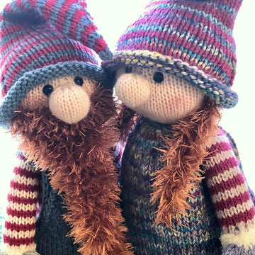 Gnefly and Gnevie the Gnomes