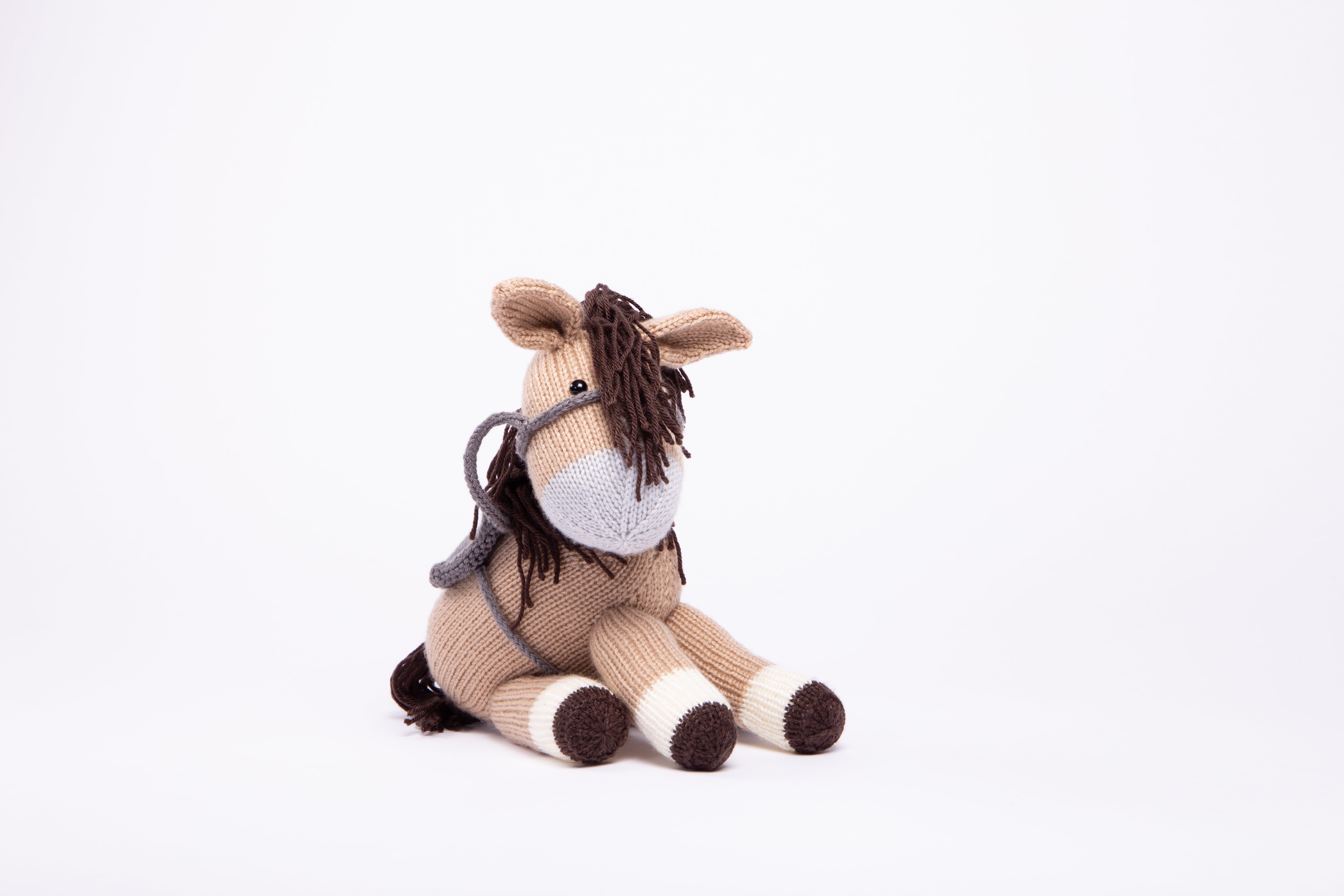 Deramores Dolly the Donkey and Bramble the Horse Knitting