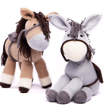 Deramores Dolly the Donkey and Bramble the Horse Knitting