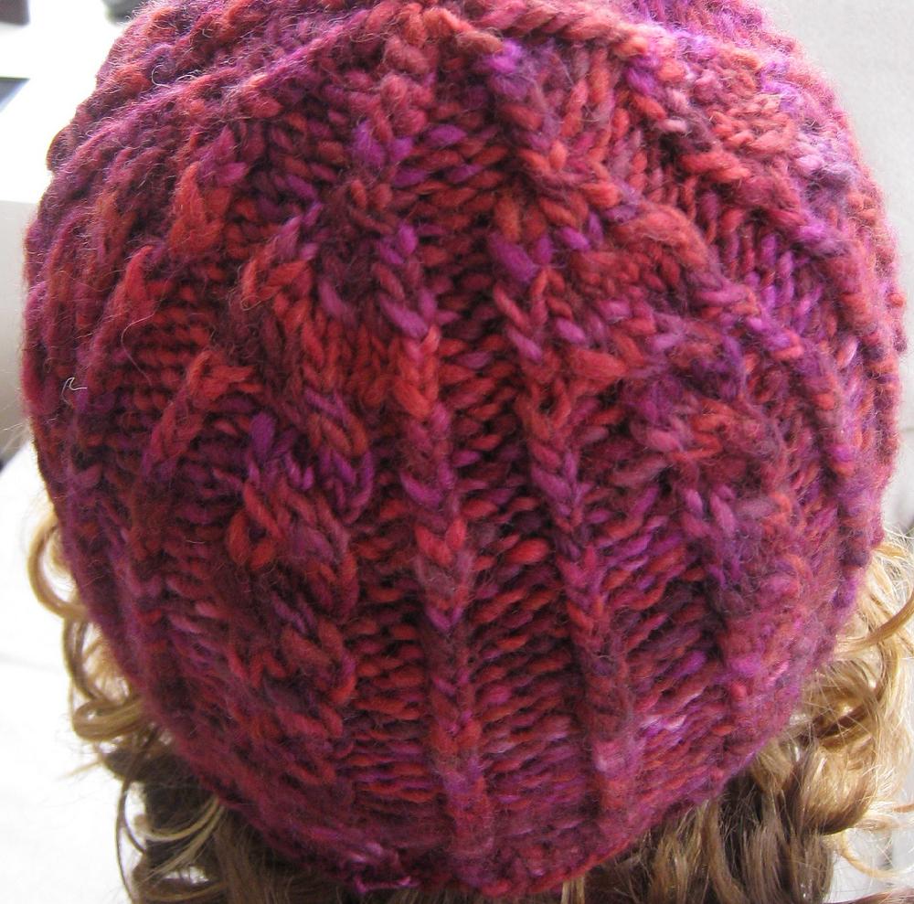 Winterberries Hat, Fitted Cowl, and Fingerless Mitts Set