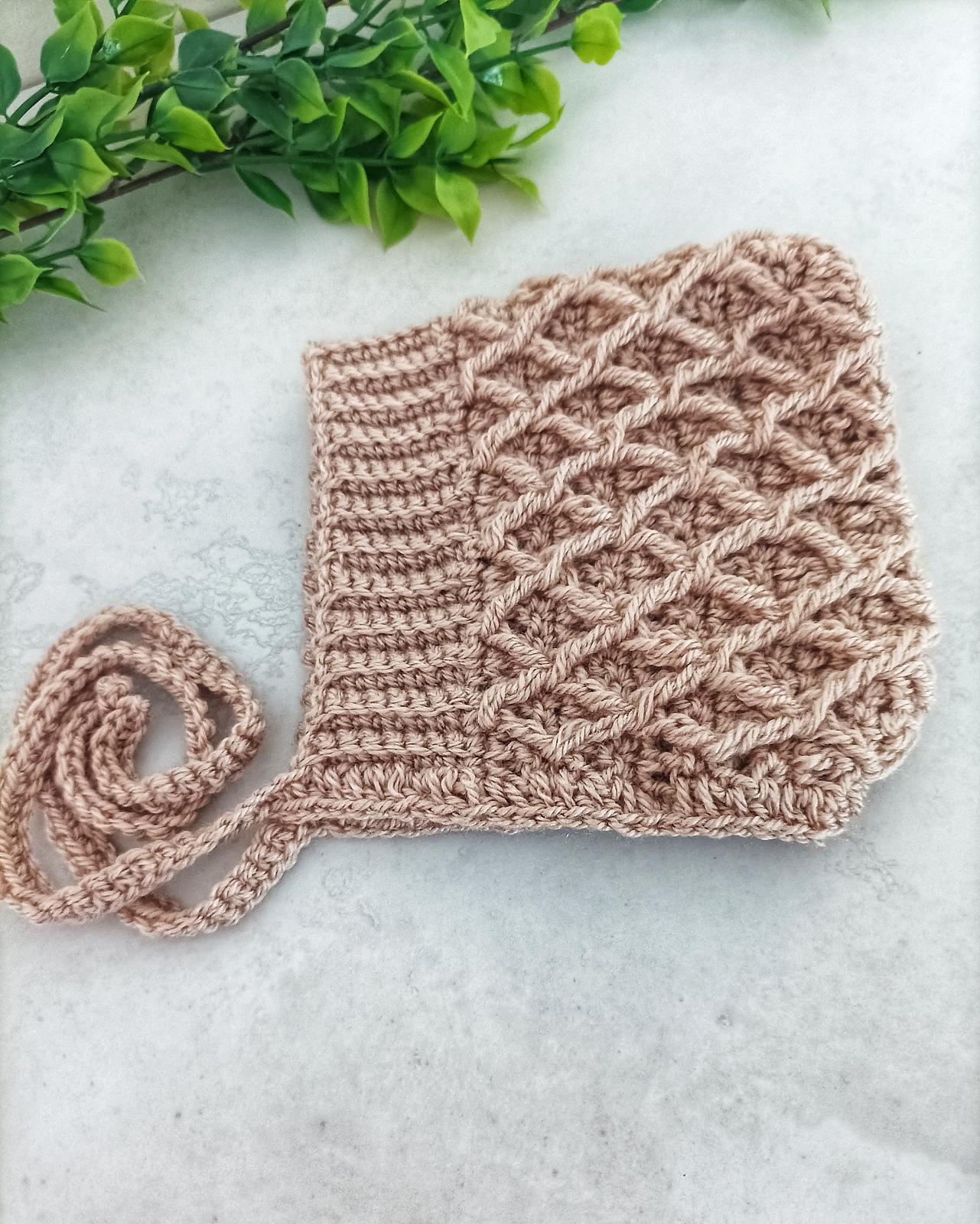 Diamond Pixie Bonnet