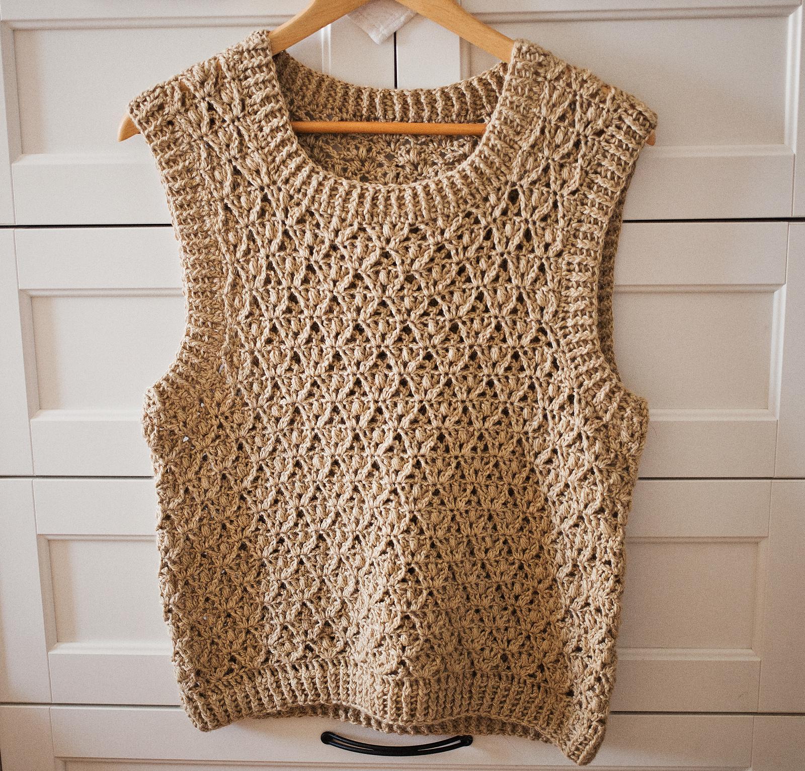 Dori Vest
