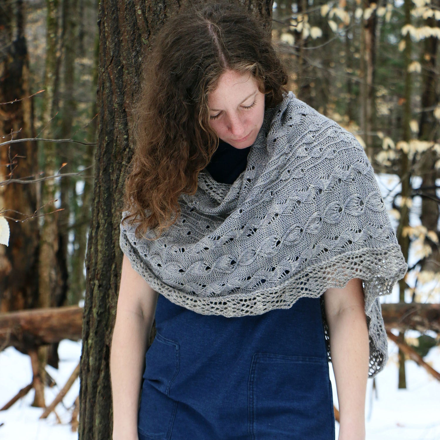 Wonderland Yarns Rosebuds Ribbons and Bells Knitting Pattern