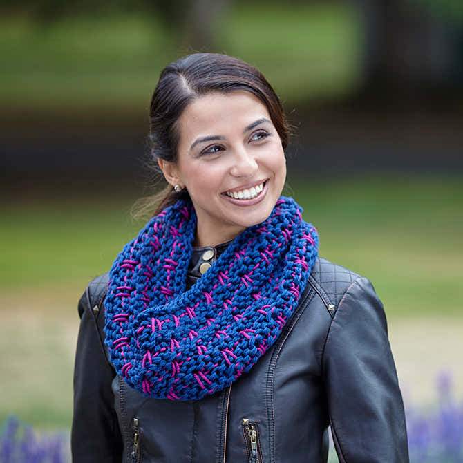 Valley Yarns Harbin Cowl Knitting Pattern