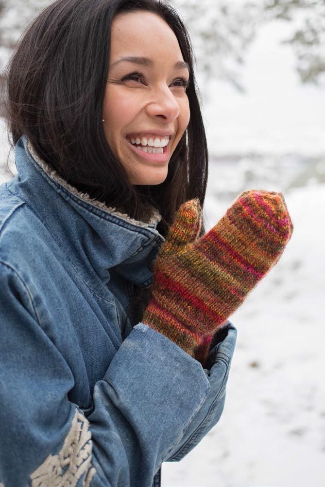 Ruza Mittens Knitting Pattern