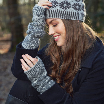 Lattice Armwarmers Mittens Knitting Pattern