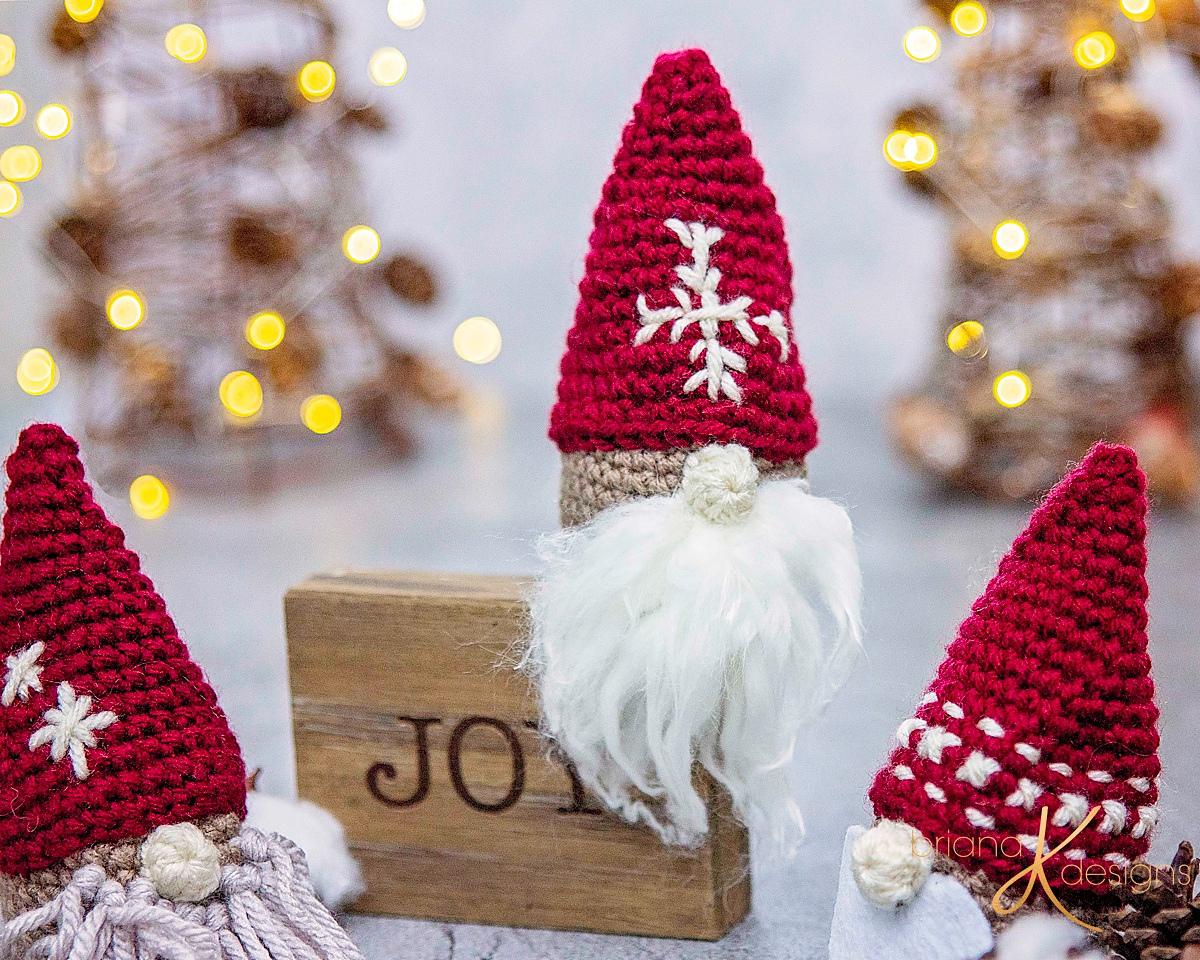 Gnome Santa Gift Ornament