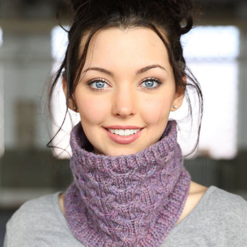 Cabled Cowls in Plymouth Yarn Tuscan Aire - f725 - PDF