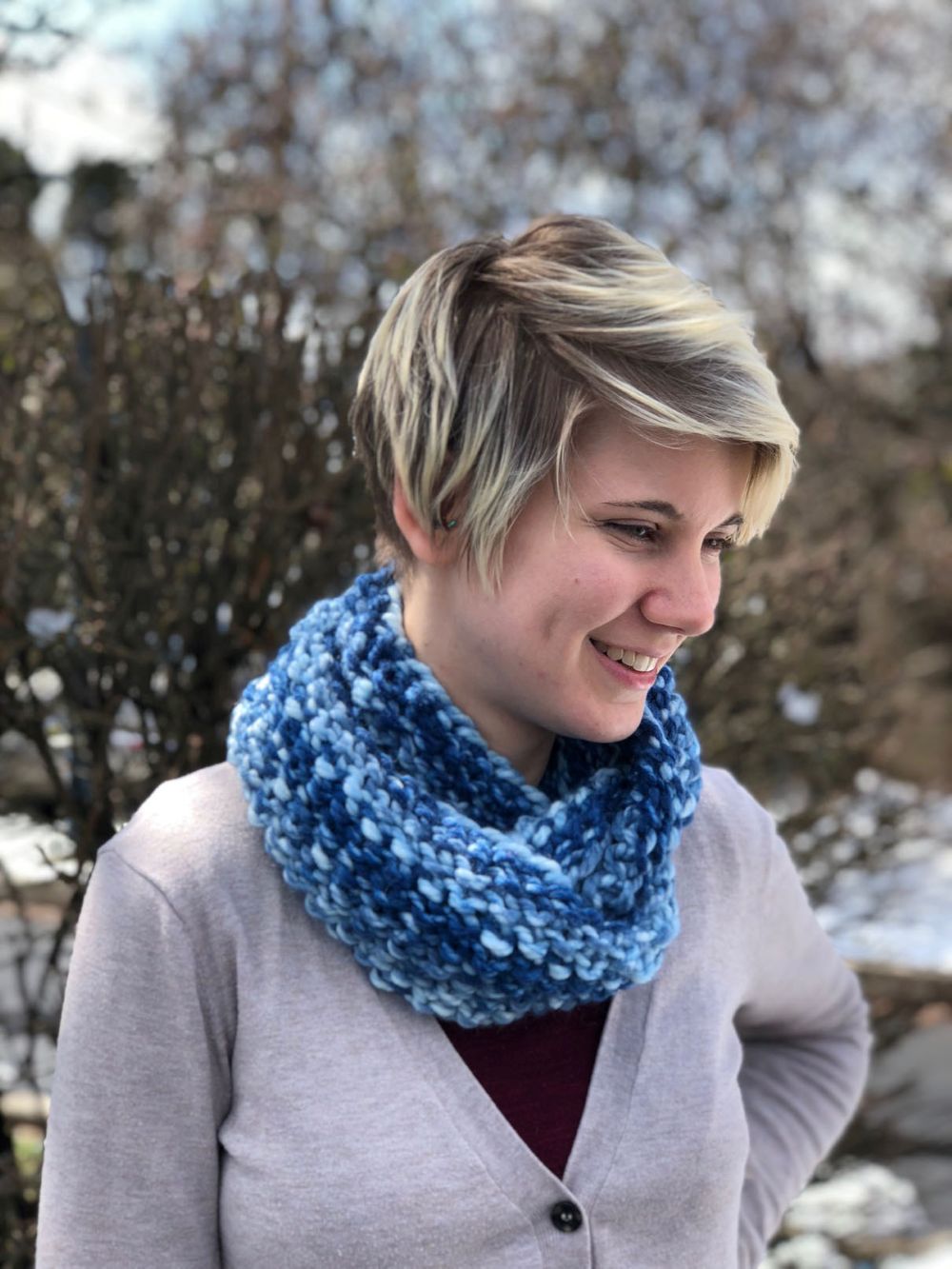 Seed Stitch Cowls Knitting Pattern