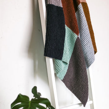Nove Knit Blanket