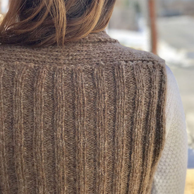 Plymouth Yarn Aireado Vest Waistcoat Knitting Pattern