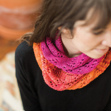 SweetGeorgia Talinum Cowl Knitting Pattern