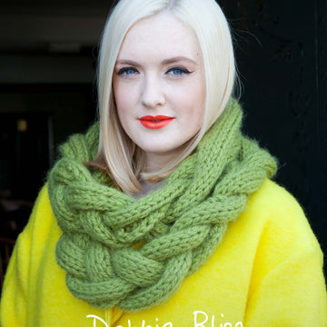 Debbie Bliss Caitlin Cowl Knitting Pattern