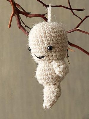 Ghost Ornament Toy Crochet Pattern