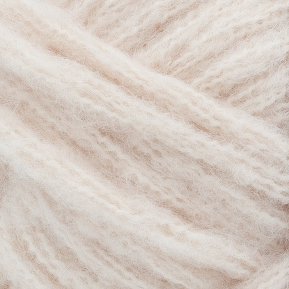 Lion Brand Feels Like Butta Thick & Quick Yarn - Polyester 6 Ply