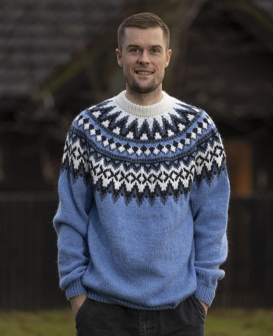 Blåtopp Sweater in Viking Garn Viking Wool