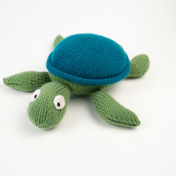 Deramores Tiffany the Turtle Toy Knitting Pattern