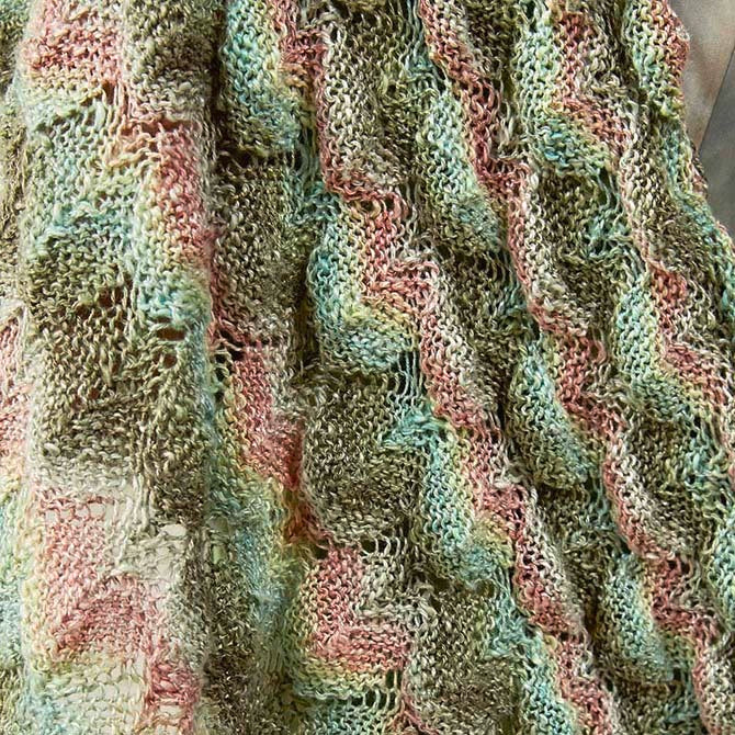 Lang PTO27-04 Triangular Shawl Wrap Knitting Pattern