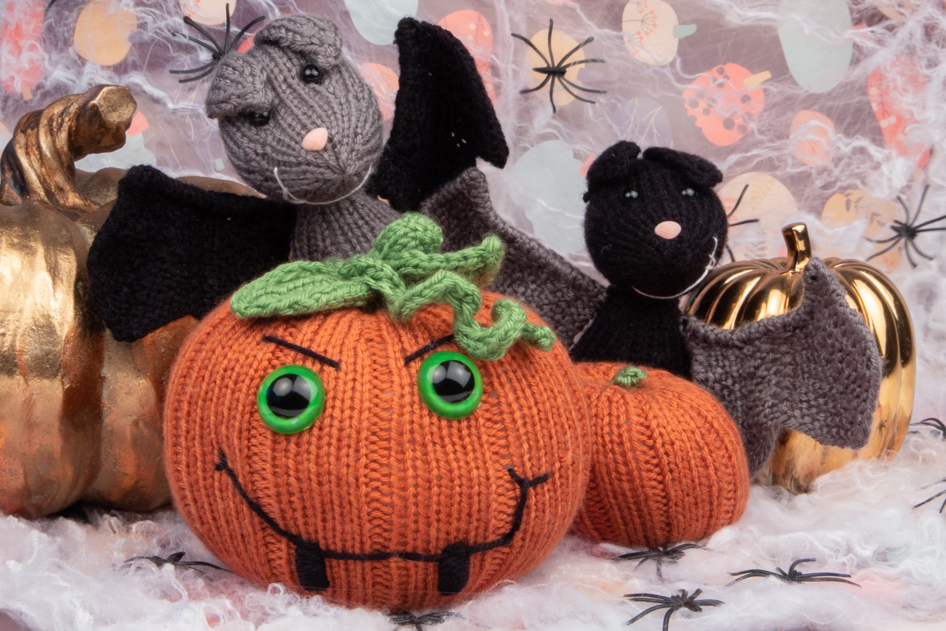 Deramores Bats and Pumpkins Toy Knitting Pattern