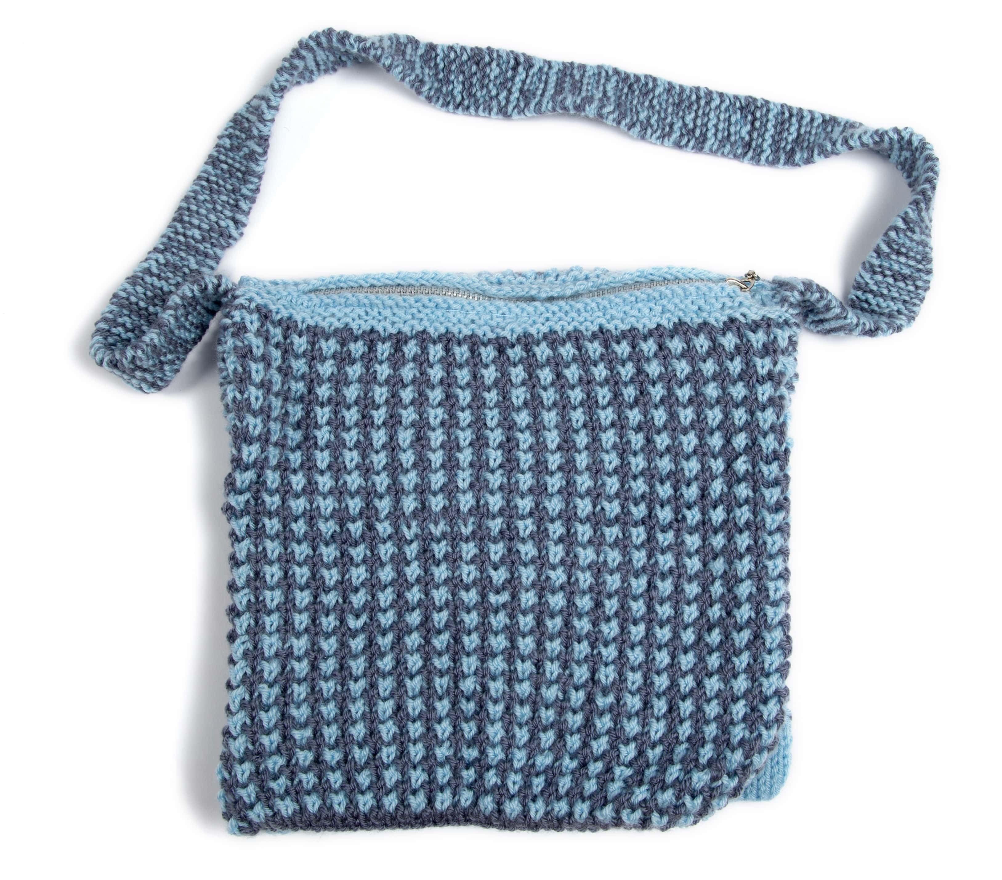 Deramores Bee Stitch Bag Knitting Pattern