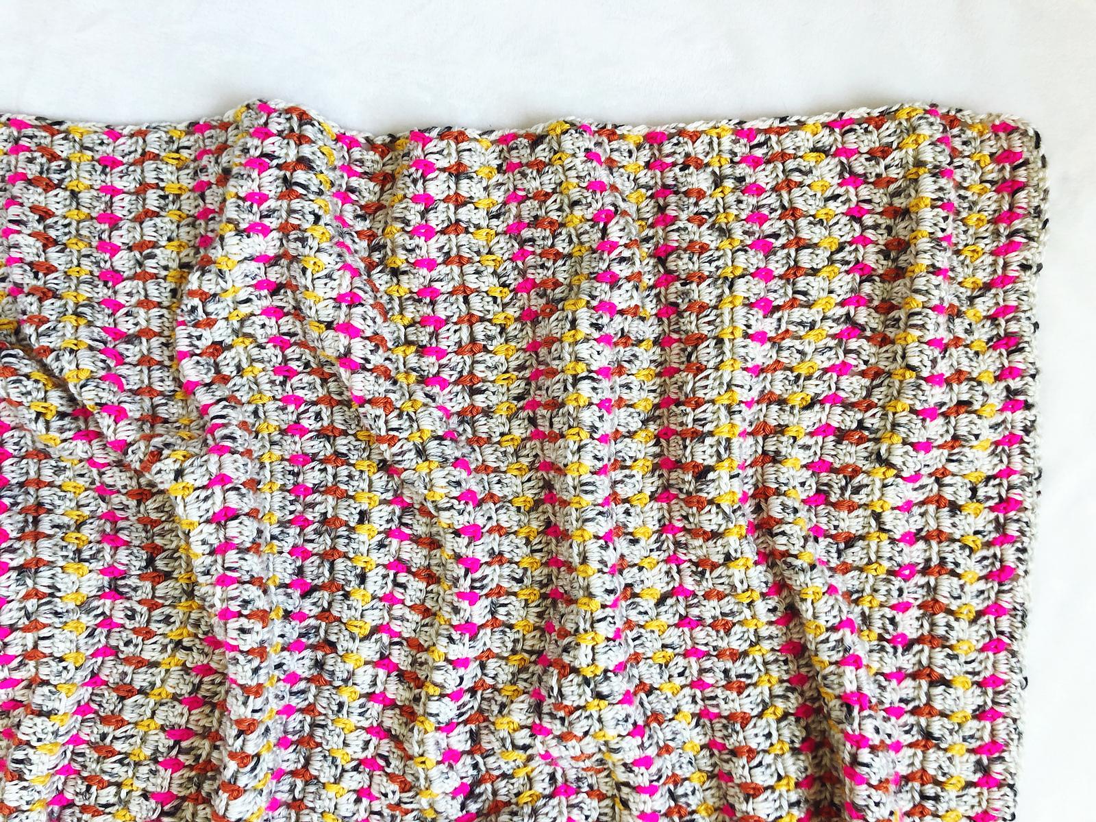 Good Vibes Throw