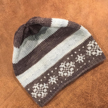Simple Snowy Slouch