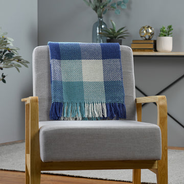 Valley Yarns #261 Buffalo Plaid Throw