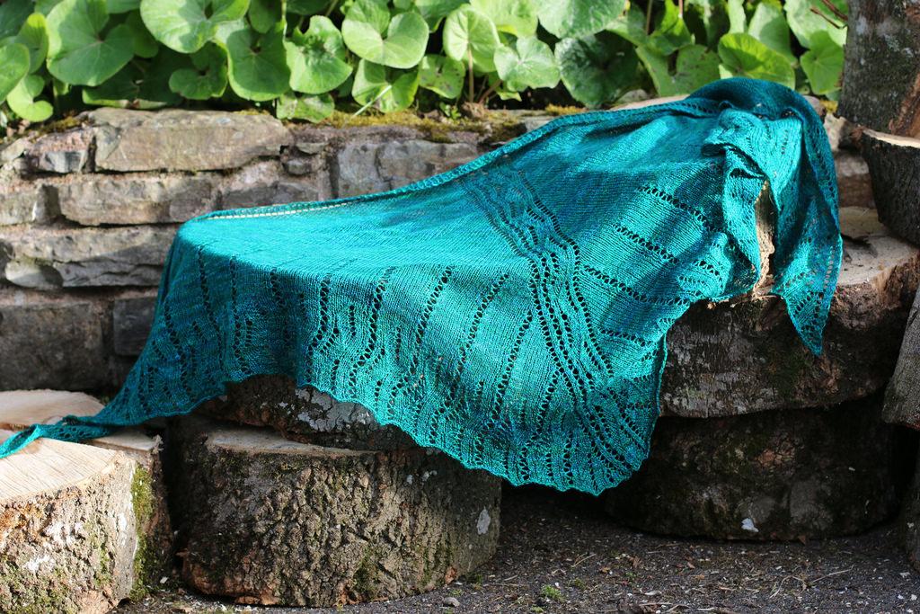 Feamainn Shawl