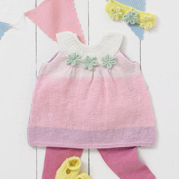 Sirdar 4922 Pinafore Dress, Shoes and Headband PDF