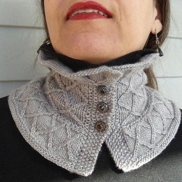 Julia Neckwarmer