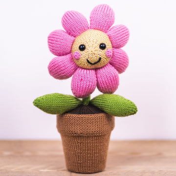 Deramores Flower Toy Knitting Pattern