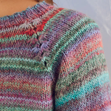 Sirdar 10702 Whirlpool Sweater PDF