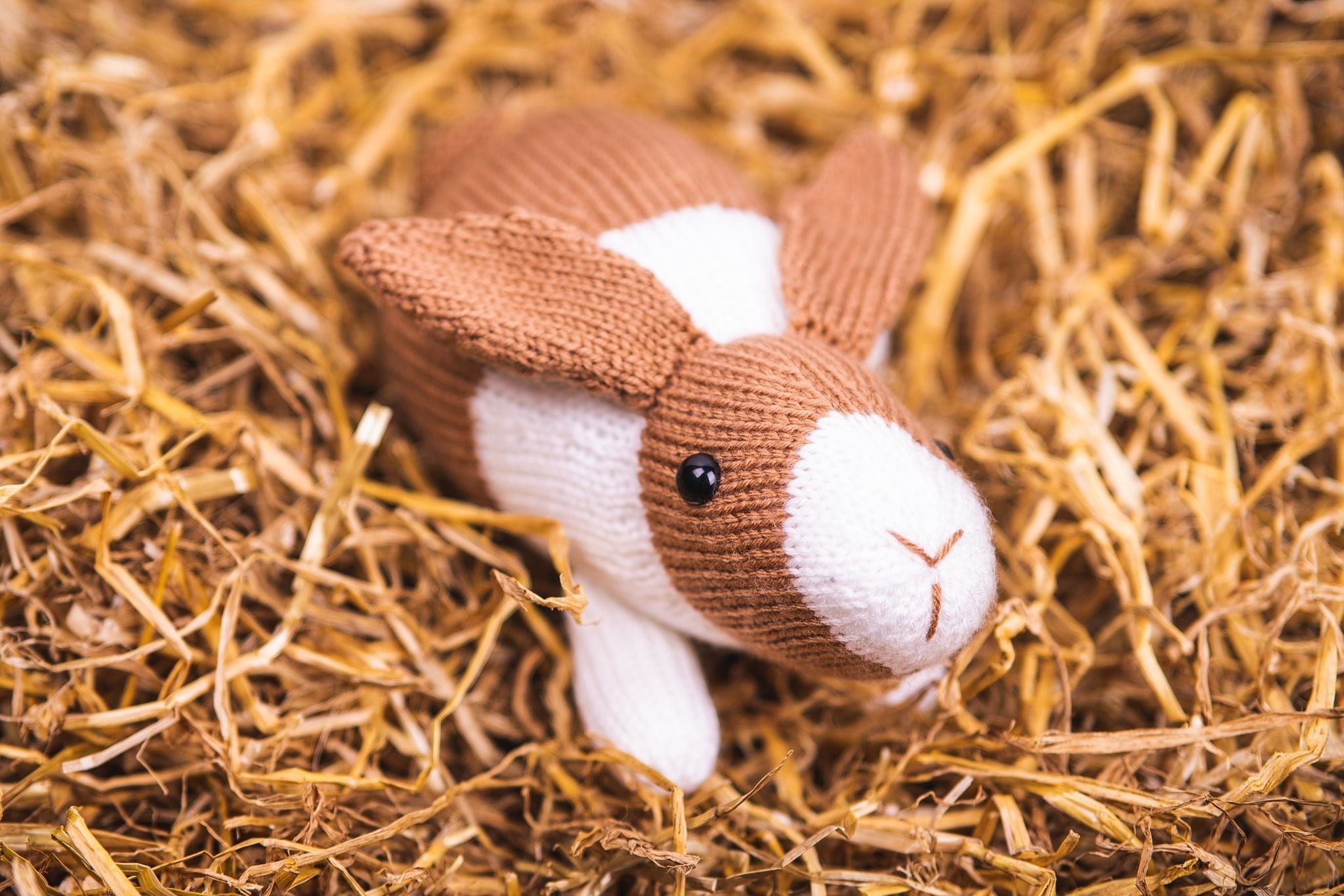 Deramores Dutch Bunnies Toy Knitting Pattern