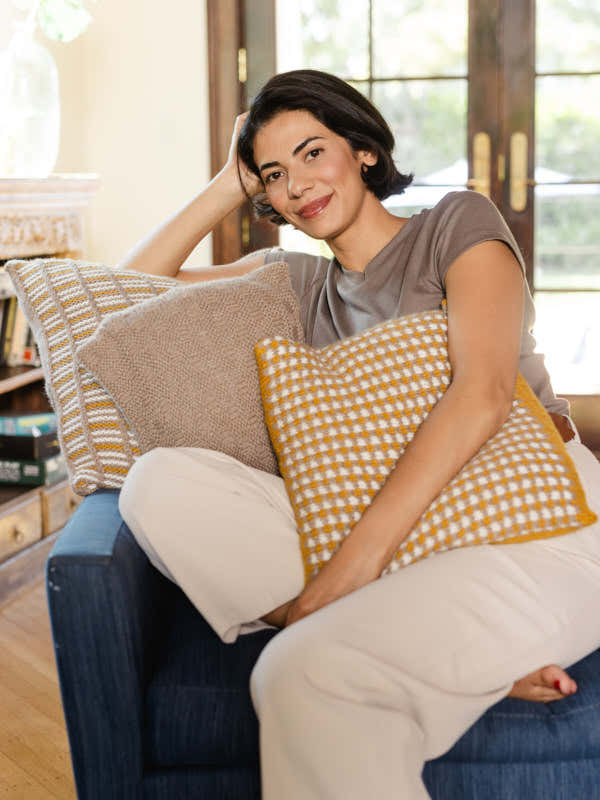 Newport Cushion in Berroco Modern Comfort Knitting Pattern