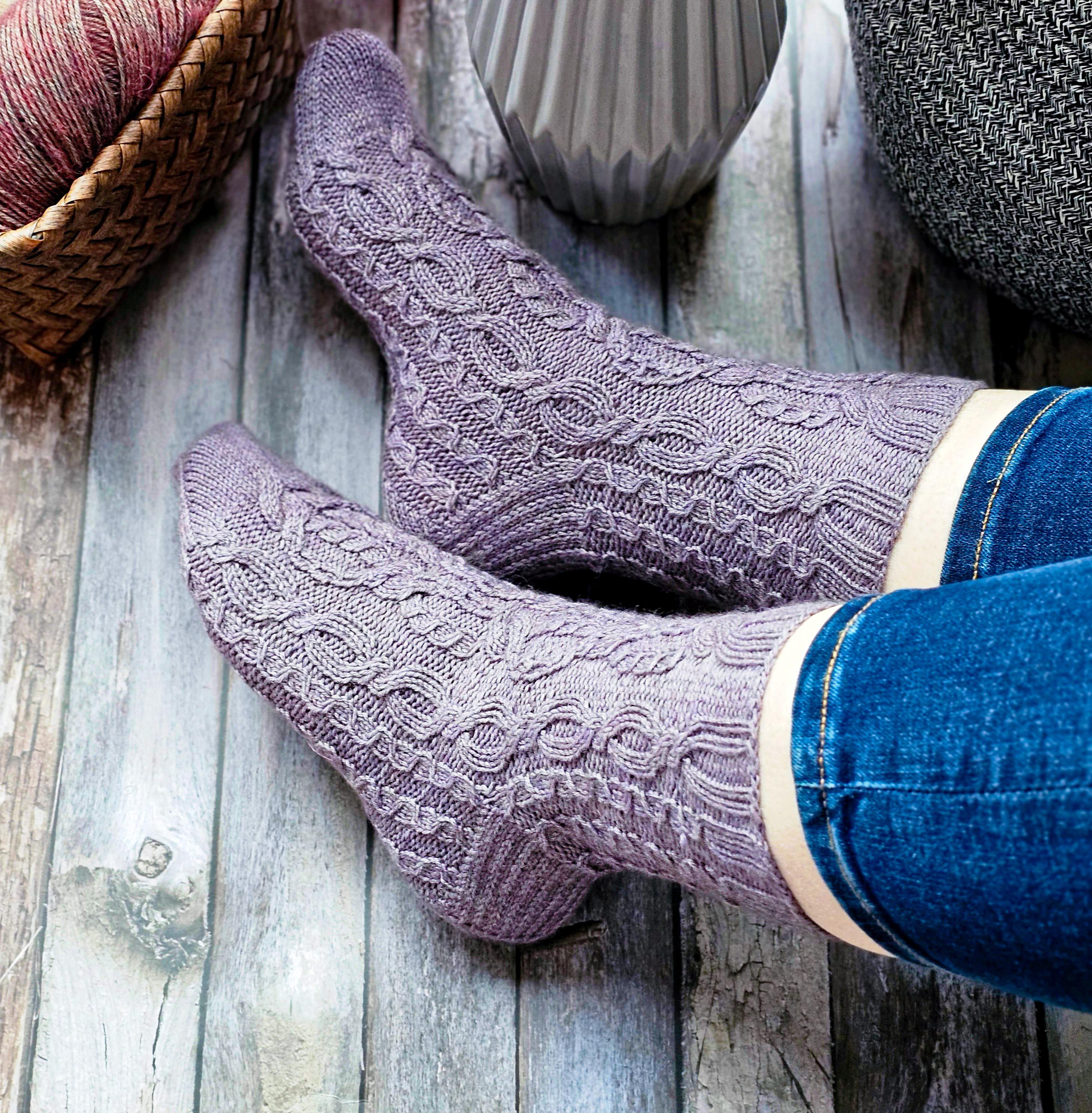 Twirlace Socks