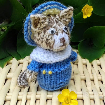 Little Easter Kitten - Creme Egg Cover