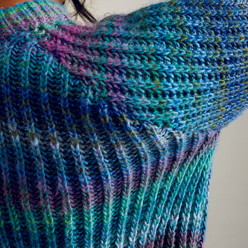 Sirdar 10714 Twilight Twin Set PDF