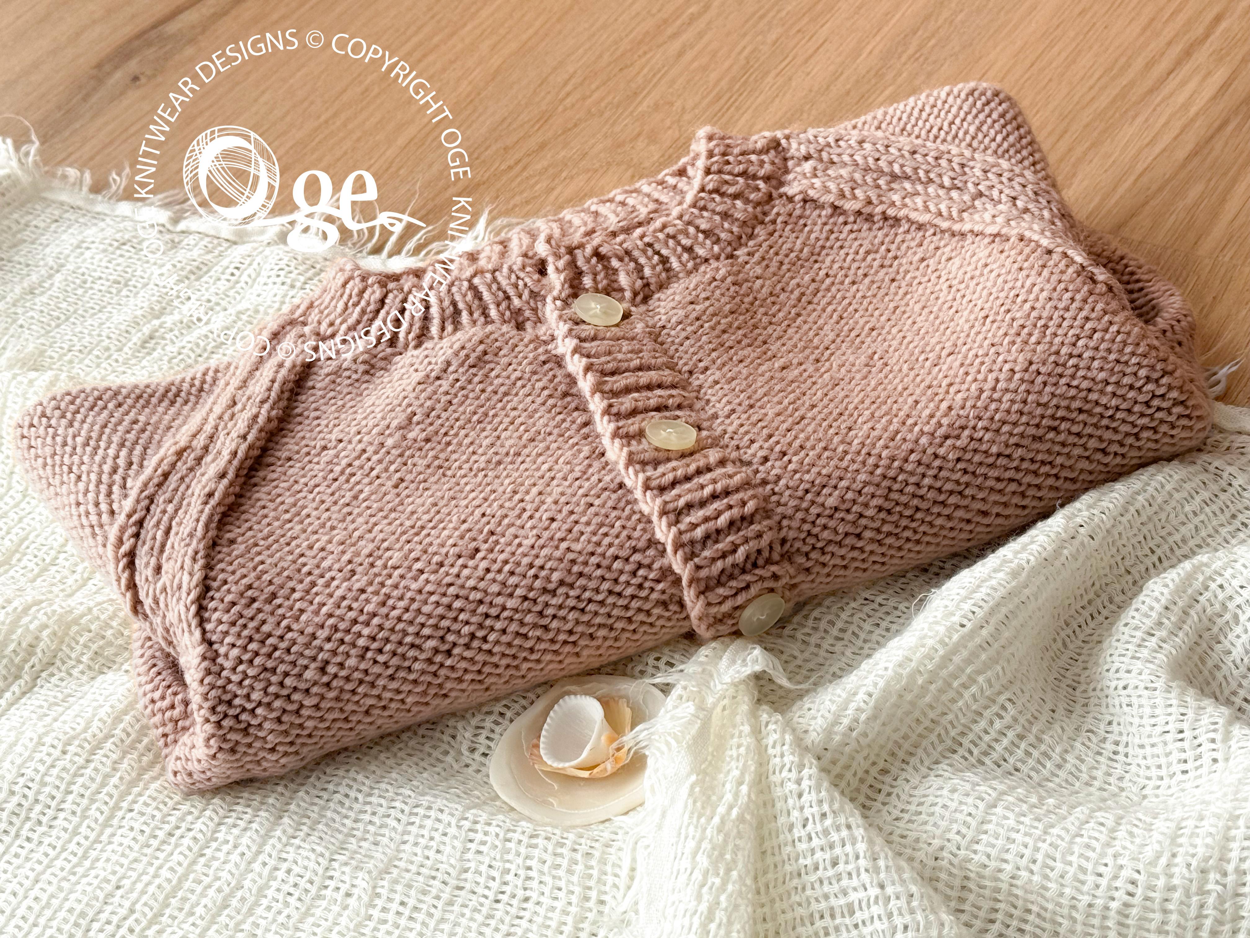 Round neck raglan sleeve cardi with cabled owls - P079